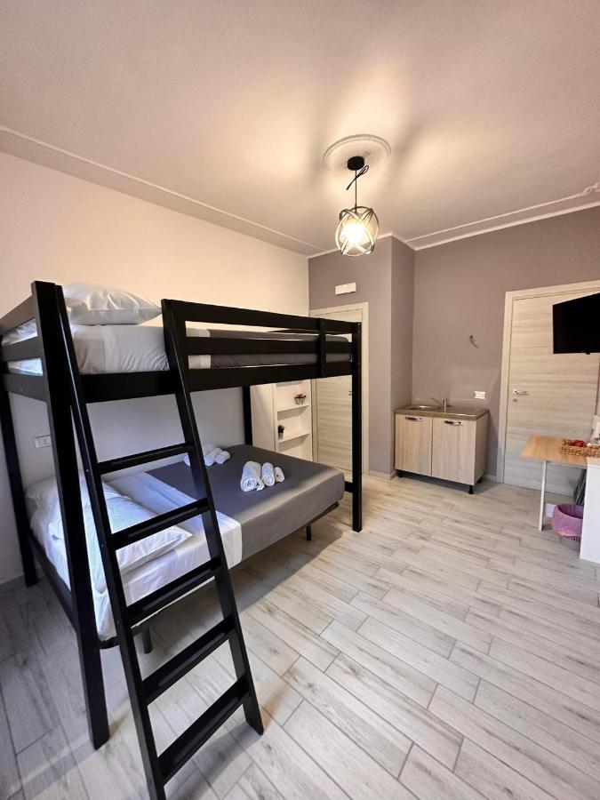 Airport Al Volo B&B カターニア エクステリア 写真